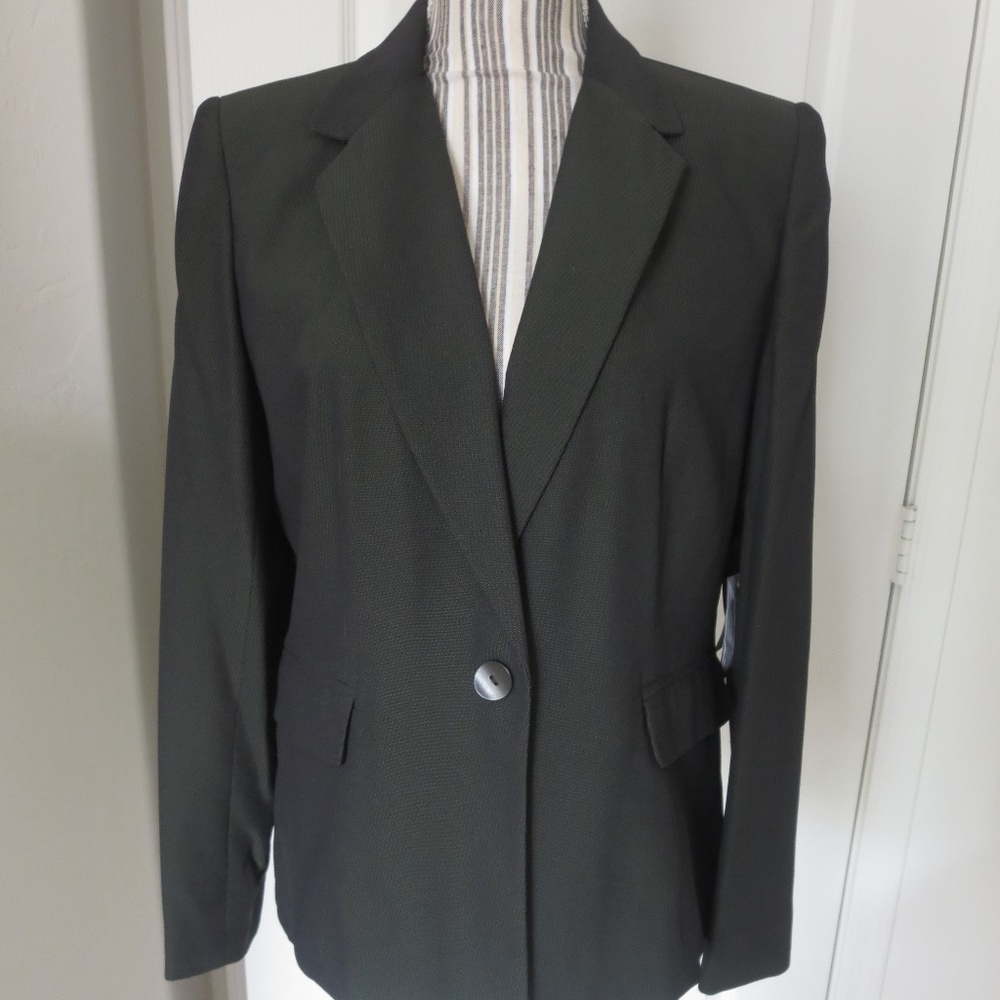 Women's Single-Button Blazer - Dark Olive/Green